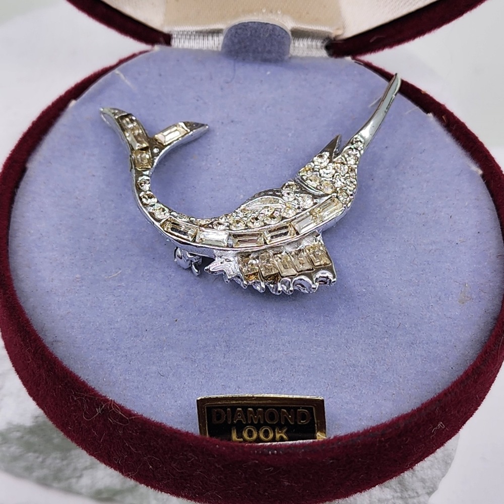 Vintage Rhinestone Marlin Swordfish Brooch Silver Tone Baguette Crystal Pin